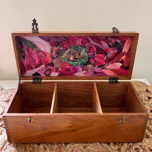 Charming Vintage Wood Caddy with interior Fawn Collage - brass fixture, 1990's